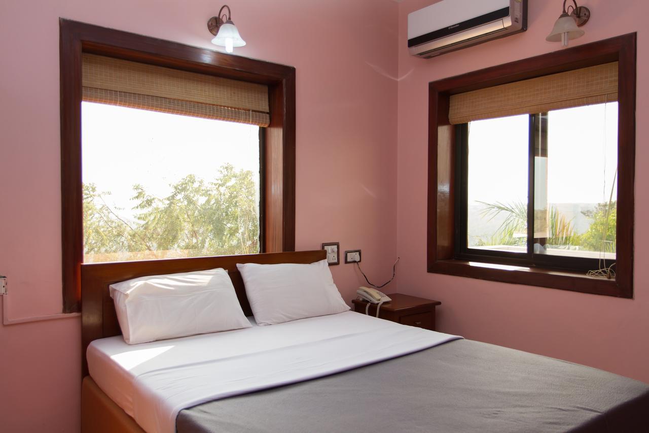 Westwood Residence Goa - The Boutique Hotel Mapusa Exterior photo